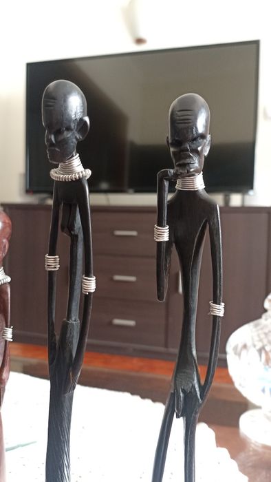 Estatuetas Africanas em madeira