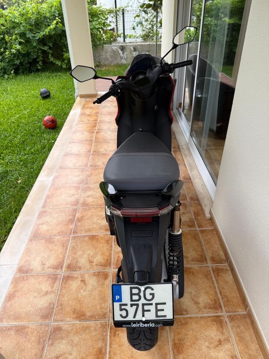 Seat Mo S01 (scooter electrica 125) 350km