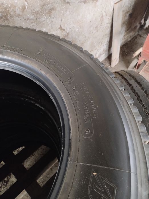 Opony , opona , Bridgestone , 275/80 R 22.5