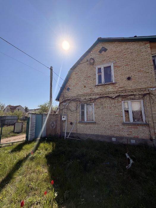 Продаж 2-х поверхової дачі 83 кв.м  на 6 сотках Мощун