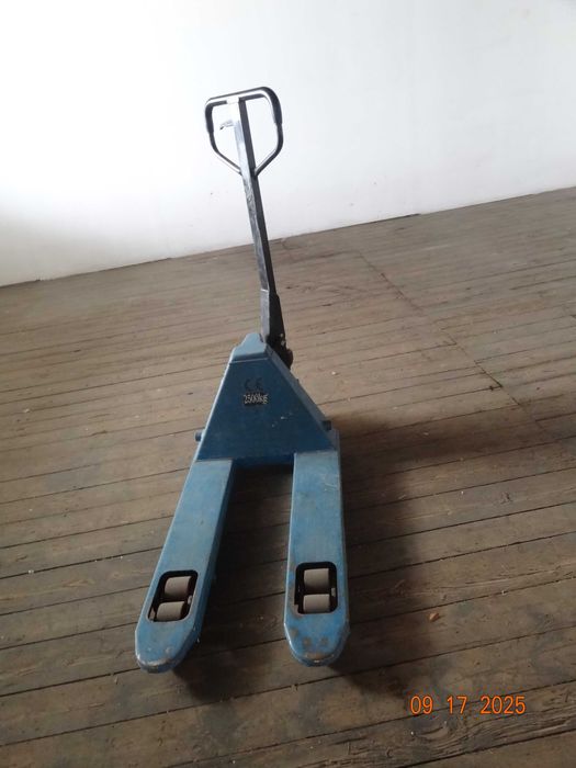 Sprzedam wózek paletowy krótki