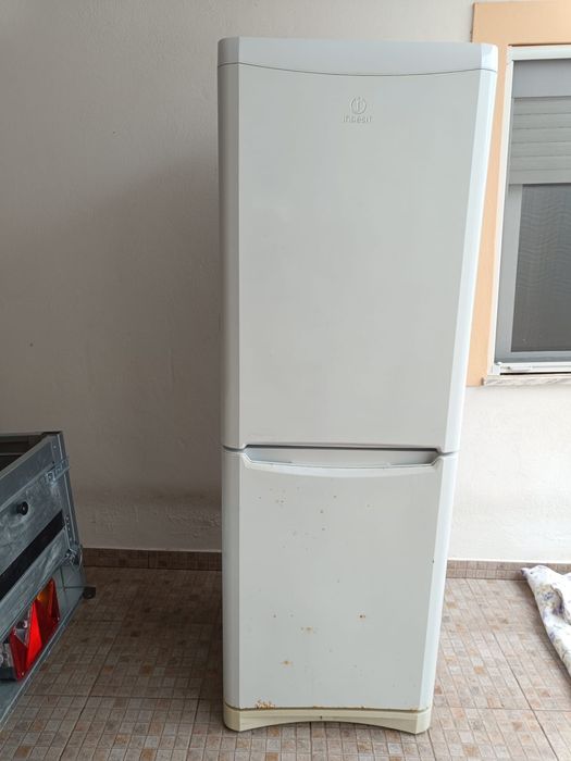 Frigorifico indesit