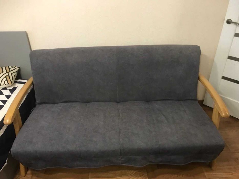 Продається розкладний диван