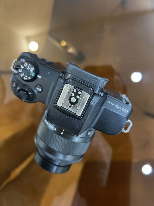 Canon M50 mark ii + lente de kit 15-45 mm