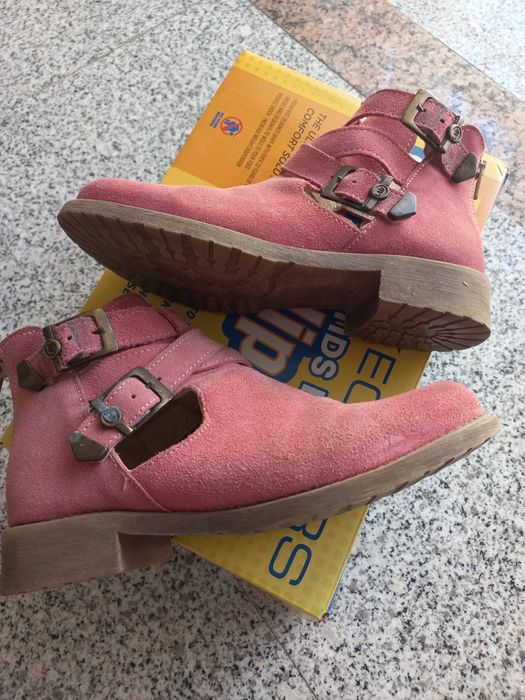 Botas de verão 37,em muito bom estado.