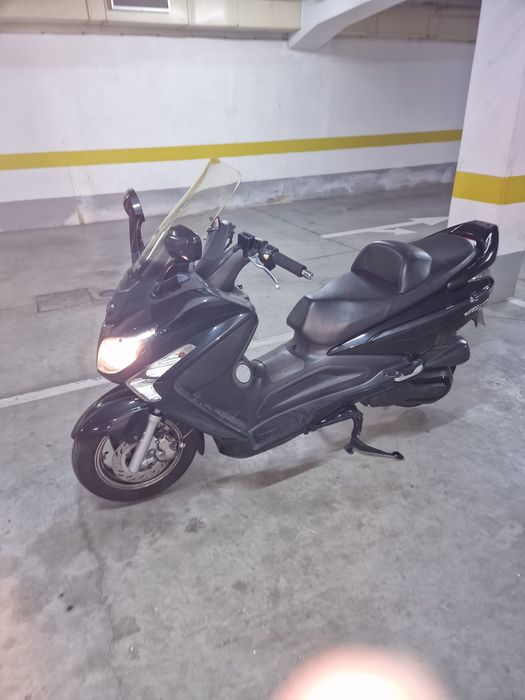 Mota Sym 300i gts evo
