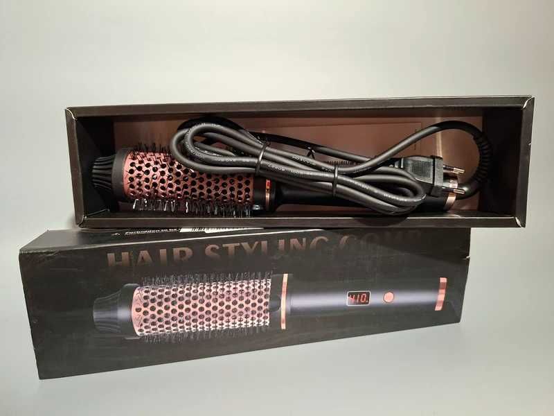 Elektryczna szczotka do włosów.