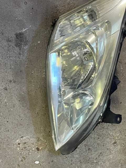 Farol Esquerdo  Mercedes Vito de 2006