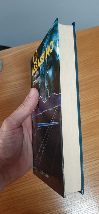 Livro "O Assassino" (Evelyn Anthony)