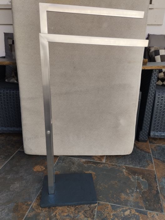 Toalheiro para casa de banho