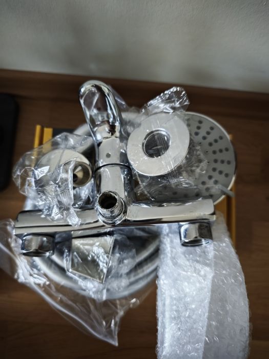 Смеситель  hansgrohe