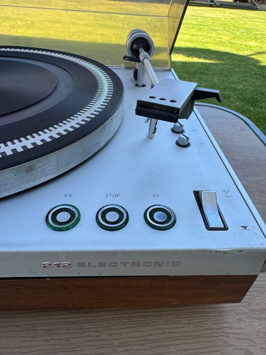 Gramofon Philips 212 Electronic