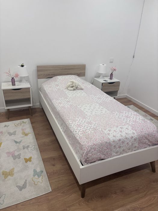 Cama solteiro e colchao
