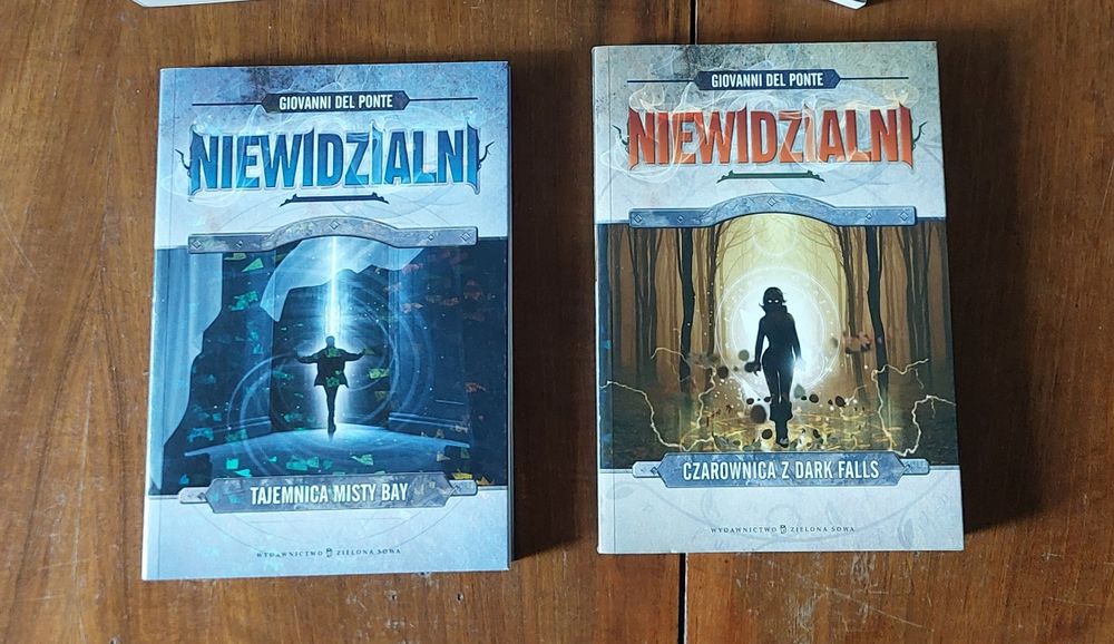 Niewidzialni Tajemnica Misty Bay / Czarownica z Dark Falls