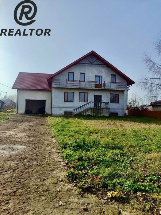 Продається сучасний 2-поверховий новозбудований будинок. Чортків