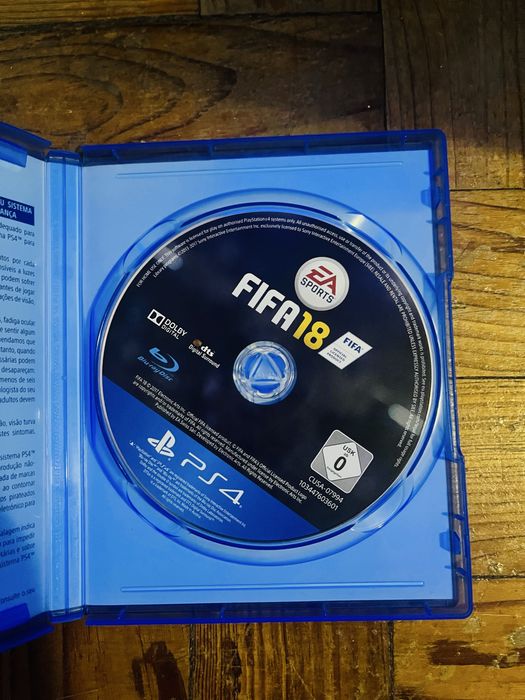 PlayStation 4 500gb.