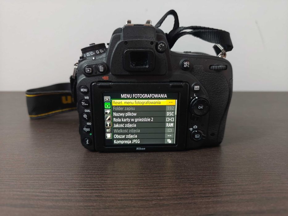 Nikon D750 przebieg 83 tys