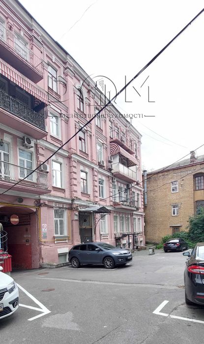 Продаж. 2-кімнт Михайлівська, 22-б. Центр. Майдан Незалежності. Без %