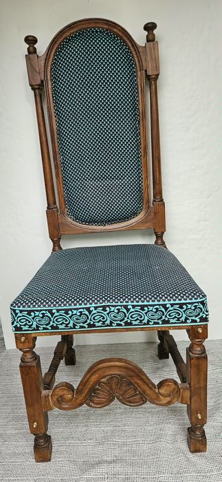 Cadeira de madeira