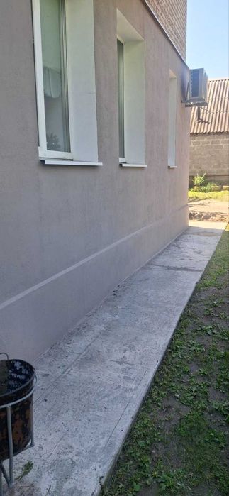 Продам  2х кім кв. з автономкою , меблями та технікою.  Сонячні панелі. Дніпробуд