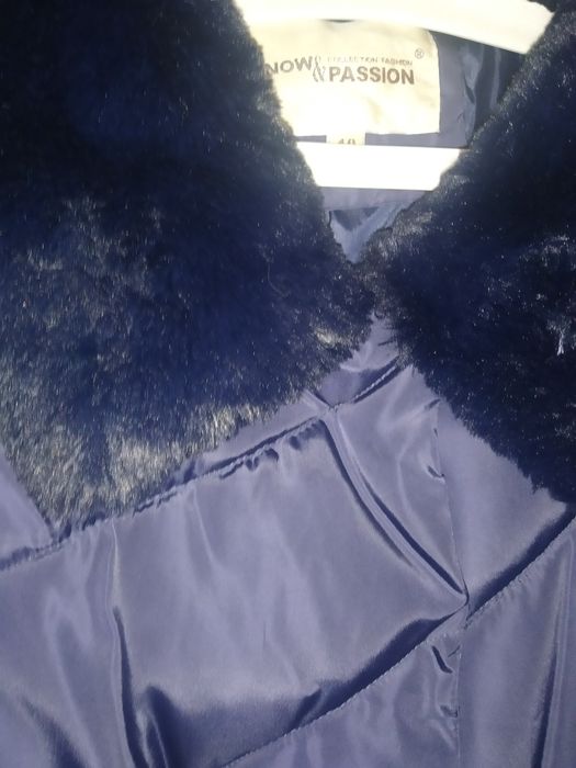 Продам пальто куртку женскую,рр 40 (s/m) , состояние супер,теплющее