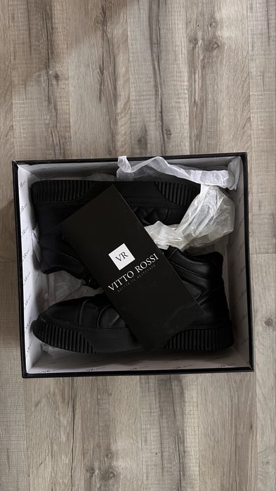 Хайтопы высокие кроссовки ботинки демисезон Vitto Rossi кожаные