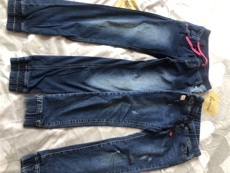 Джинсы на девочку 134-140