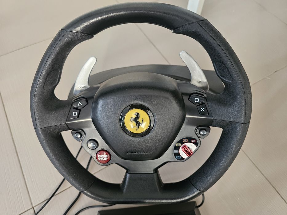 Volante com pedais Thrustmaster T80 Ferrari 488 GTB Edition
