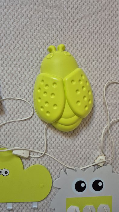 Zestaw do pokoju ozdoby zielone limonka lampka półka wieszak projektor