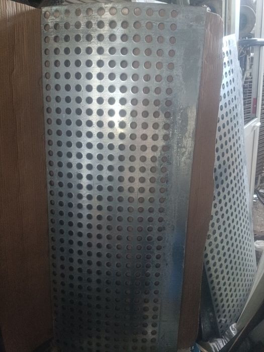 Сетка перфорированная для корма