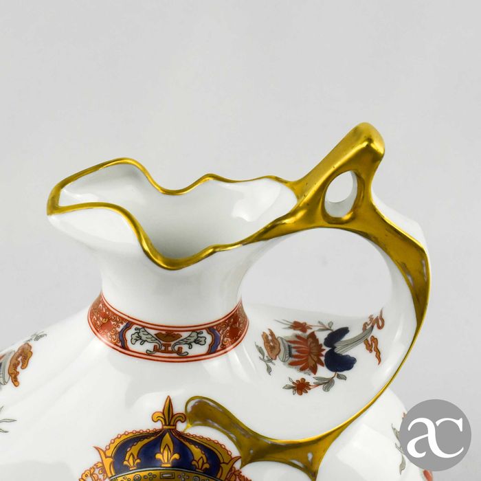 Jarro com brasão porcelana Neoclassica, Coleção Macau
