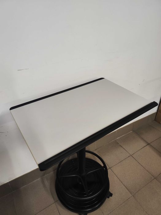 stół / przenośne stanowisko pracy
