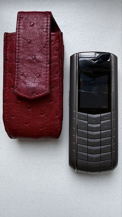 Vertu Ascent Red Leader / телефон і фірмовий чохол