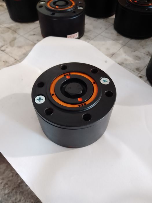 хабы. трещетки . ступичные муфты усиленные .блокировки для внедорожник