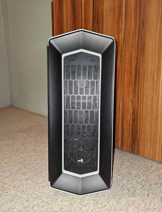 Sprzedam komputer stacjonarny Core i5 z monitorem 32" 2K