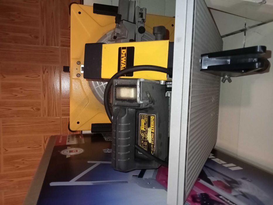 Serra Dewalt DW710 A2