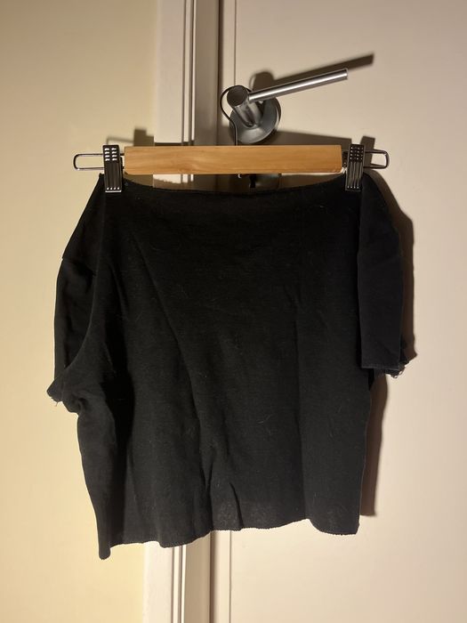 camisola preta basica