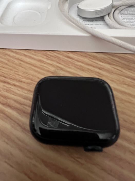 Apple Watch Series 9 41mm GPS Midnight A2978 – Bloqueado à Conta – Caixa + Carregador
