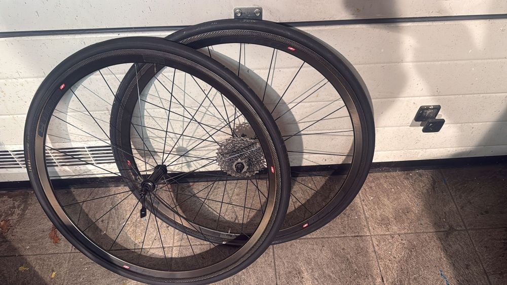 Koła szosowe carbonowe Edco