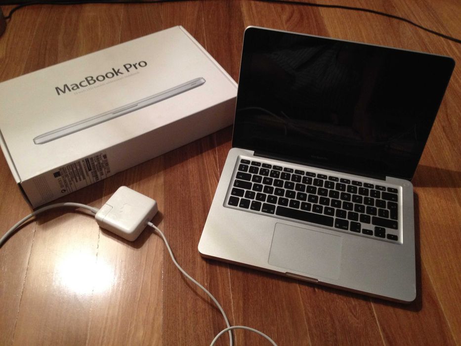 Apple MacBook Pro Mid 2010 c/ disco SSD 480 GB