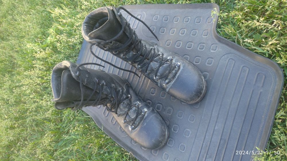 Бєрци шкіряні міцні