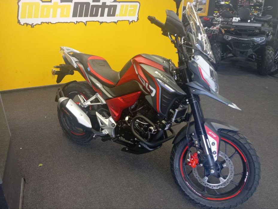 Мотоцикл SPARK SP300T-4