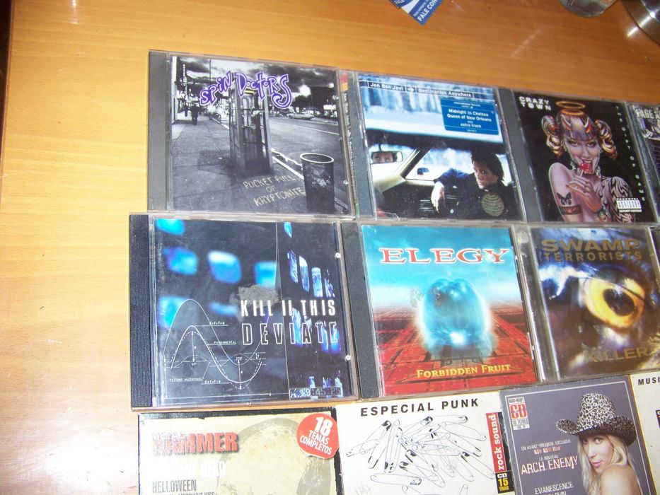 30 cds de heavy metal e rock