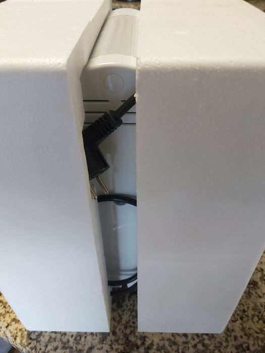 Máquina de café Dimobilli D6 com avaria