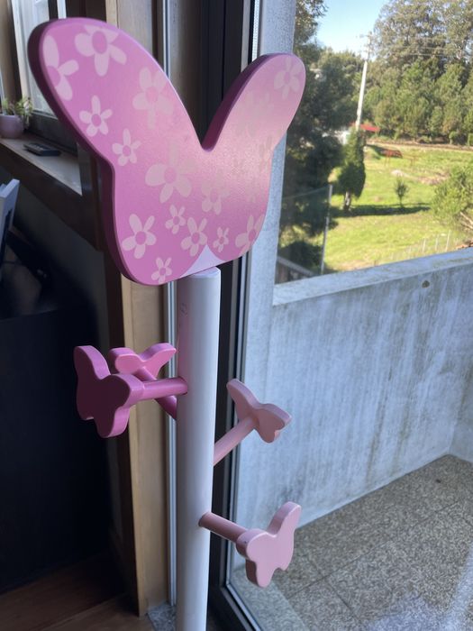 Cabide quarto criança