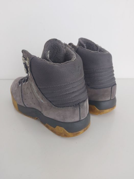 Buty męskie zimowe Adidas w rozmiarze 40 2/3