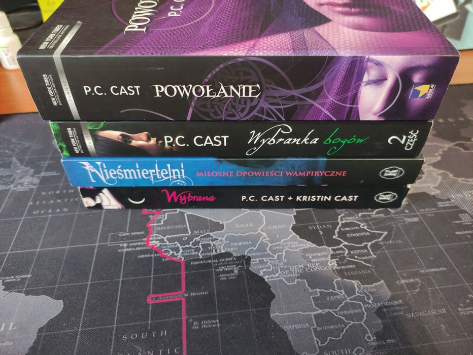 Powołanie + Nieśmiertelni + Wybrana + Wybranka bogów  - P.C. CAST