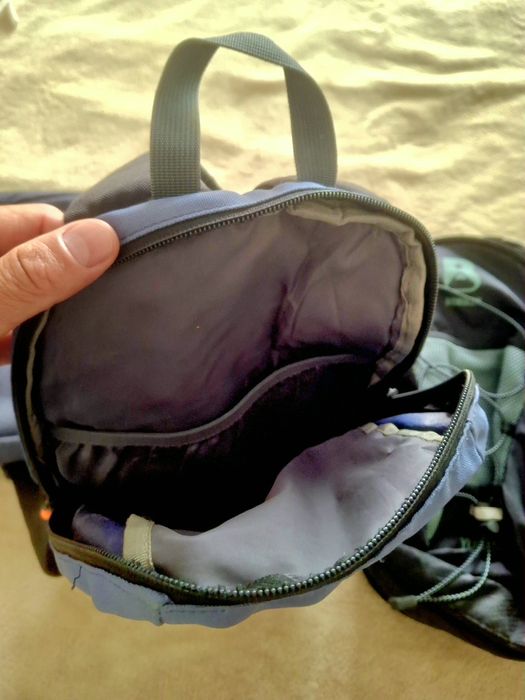 2 mochilas hiking + 1 bolsa laptop