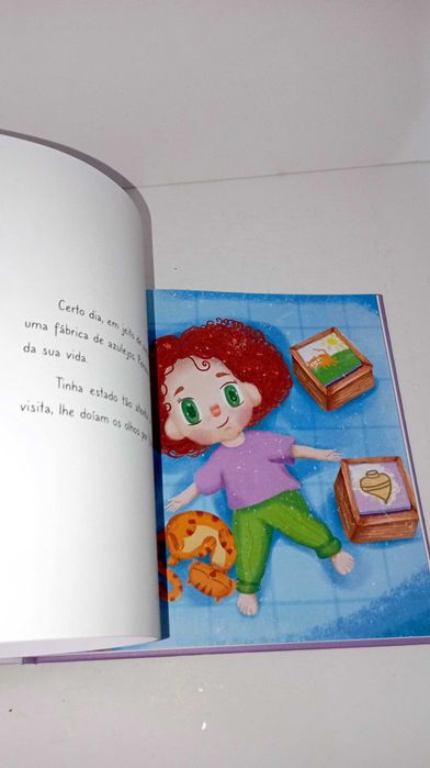 A menina que Adorava Azulejos