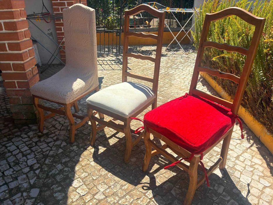 Mesa de Jantar em Madeira Maciça + 5 Cadeiras